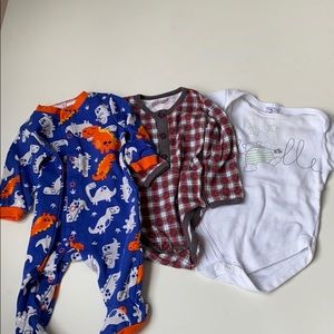 Set of 3 bodysuits jumpsuits  baby 3 months
